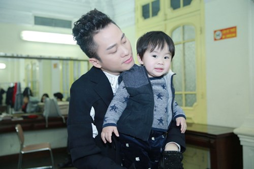 Nhan sắc người vợ bí mật của ca sĩ Tùng Dương - 5