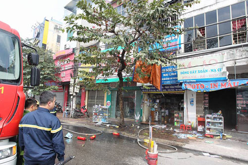 Cháy rụi chuồng cọp 3 tầng giữa Thủ đô, cả khu phố náo loạn - 5