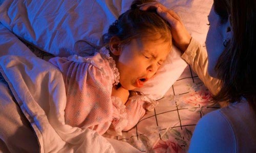 &#34;Trăm cách&#34; trị con ho, sổ mũi không bằng cách đơn giản này - 1
