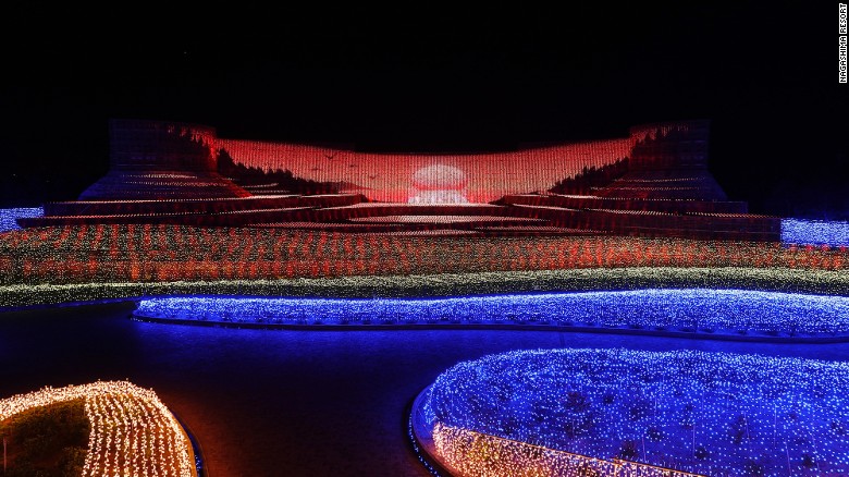 Choáng ngợp trước vẻ huyền ảo của lễ hội ánh sáng ở Nhật - 3