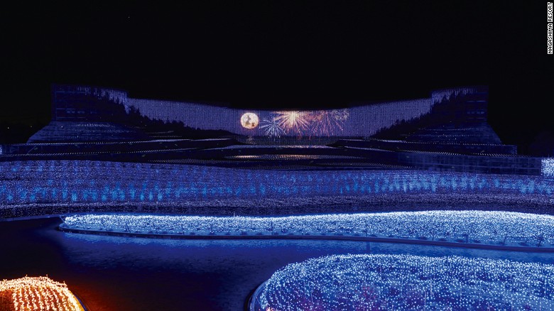 Choáng ngợp trước vẻ huyền ảo của lễ hội ánh sáng ở Nhật - 6