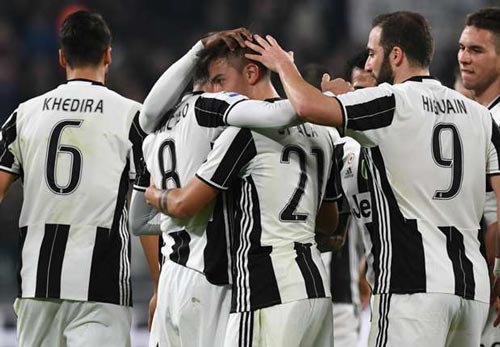 Juventus - Palermo: Đại tiệc 5 bàn thắng - 1