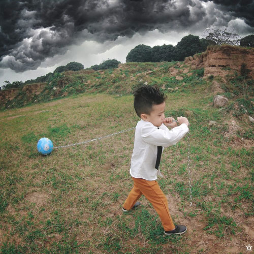 Bộ ảnh cậu bé và môi trường khiến nhiều người suy ngẫm - 4