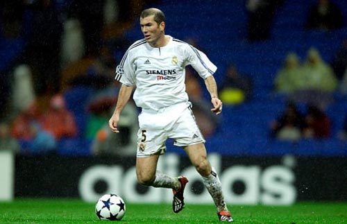 Tuyệt kỹ siêu sao: Xoay người lịch sử, Zidane đọ tài Cruyff (P3) - 2