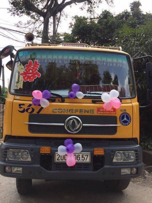 Xôn xao màn rước dâu độc đáo bằng xe đầu kéo ở Thái Nguyên - 8