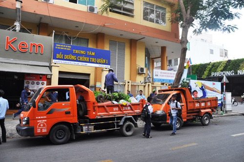 "Không giành lại được vỉa hè, tôi sẽ cởi áo từ quan" - 11