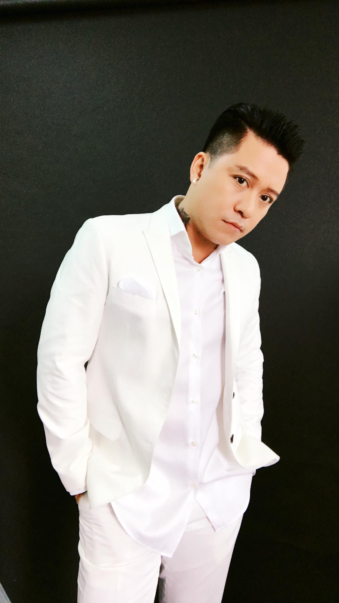 Tuấn Hưng và những "quả đầu" thời xoăn tít đến 3cm - 8