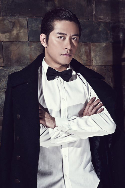 Tuấn Hưng và những "quả đầu" thời xoăn tít đến 3cm - 4