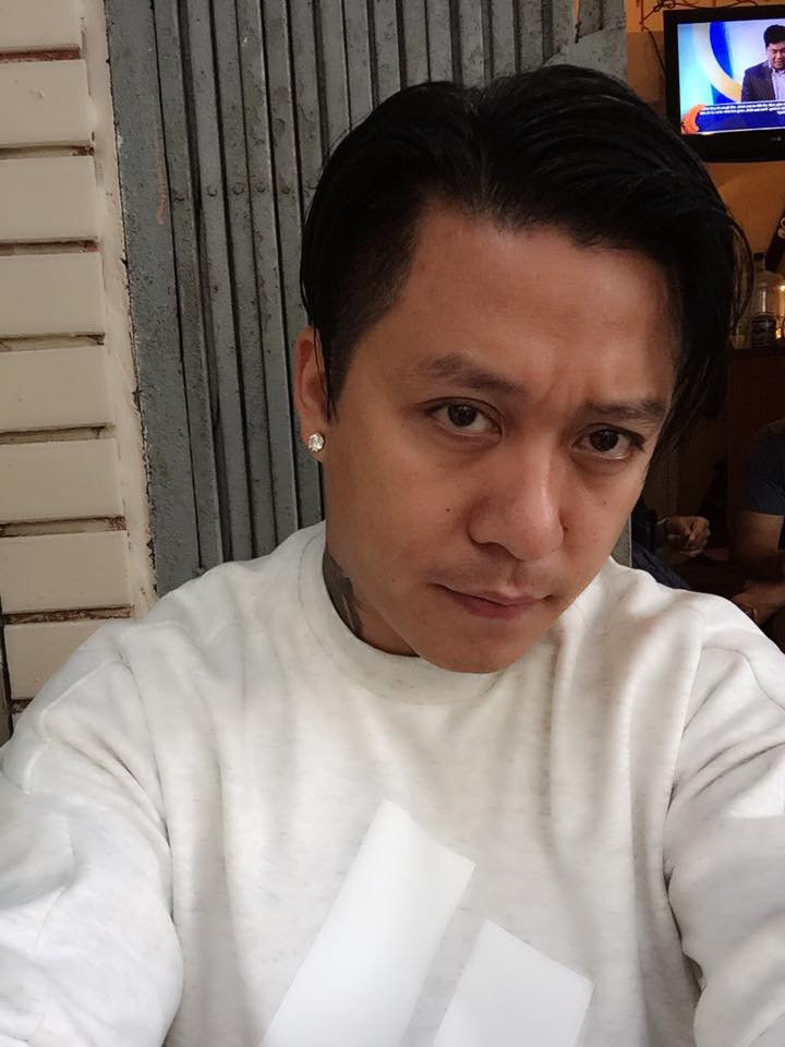 Tuấn Hưng và những "quả đầu" thời xoăn tít đến 3cm - 9