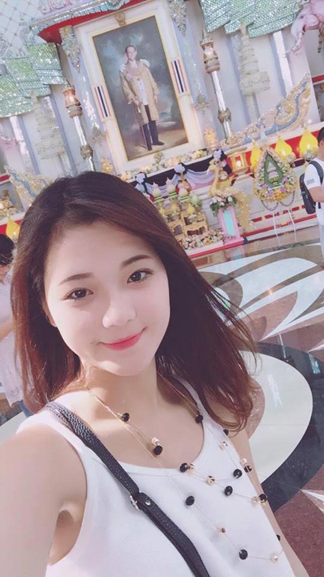 Dù còn trẻ nhưng hot girl 9X đã sẵn sàng bước vào cuộc sống hôn nhân. 