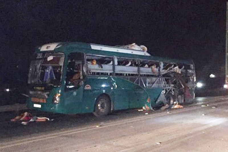 Khởi tố vụ nổ xe khách, 16 người thương vong ở Bắc Ninh - 1
