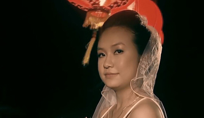Thu Hương đóng vai người con gái “phụ tình” Duy Mạnh để chạy theo một tình yêu mới.