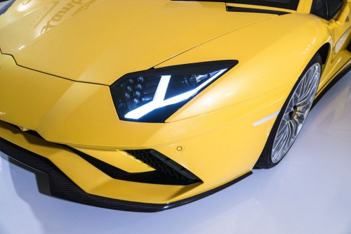 Lamborghini lần đầu ‘nhá hàng’ Aventador S - 2