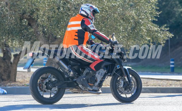 KTM 790 Duke 2018 lộ ảnh thử nghiệm - 5