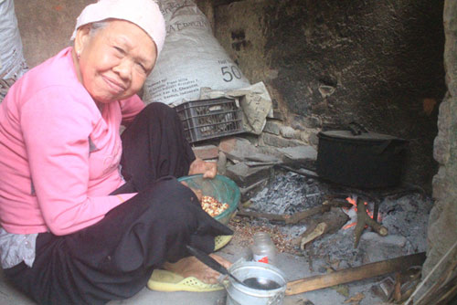 Những mảnh đời u sầu trong &#34;trại phong Quả Cảm&#34; - 6