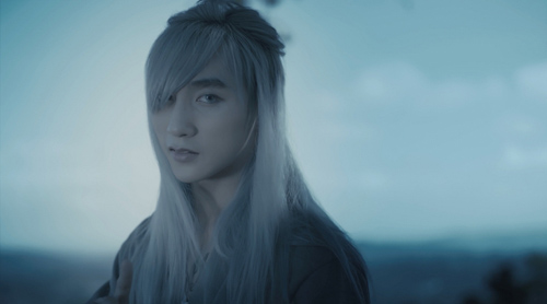 2 MV của Sơn Tùng được phát tại siêu thị Nhật Bản - 2