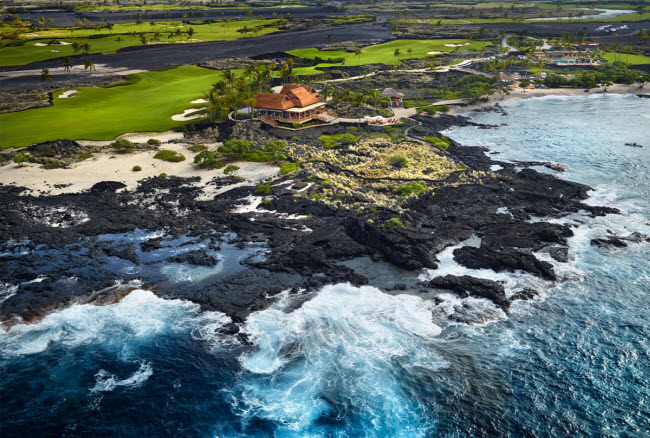 Có khoảng 8 triệu du khách tới quần đảo Hawaii mỗi năm, nhưng không nhiều người có cơ hội trải nghiệm thiên đường Kohanaiki, một CLB dành cho tỷ phủ và người nổi tiếng trên đảo Big.
