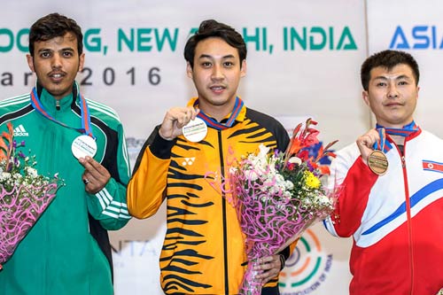 Hoàng Xuân Vinh thua sinh viên Malaysia: Đe dọa HCV SEA Games - 2