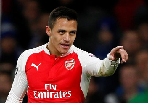Arsenal loạn lạc, Chelsea vung tiền “cướp” Sanchez - 1