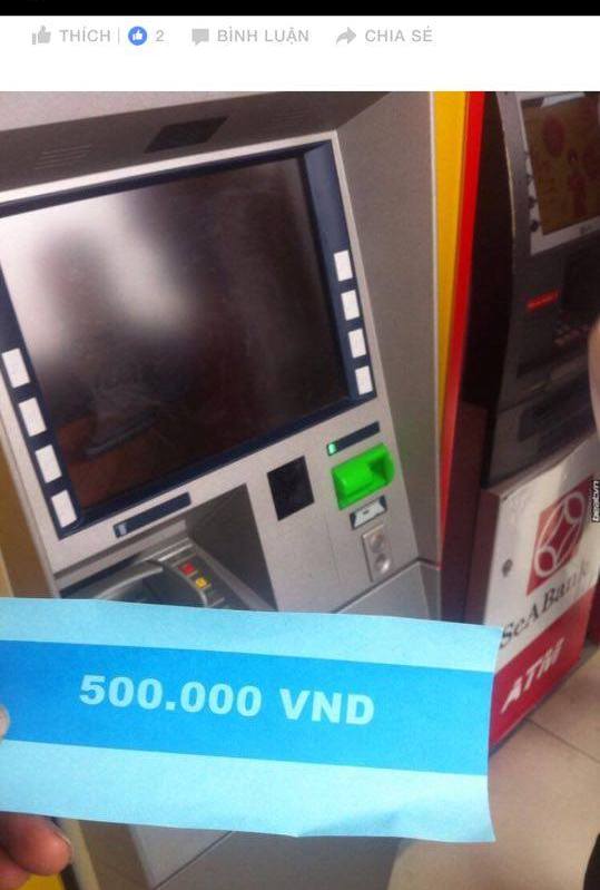 Chuyện lạ ở HN: Ra cây rút tiền, ATM nhả tờ giấy in chữ 500 nghìn đồng - 1