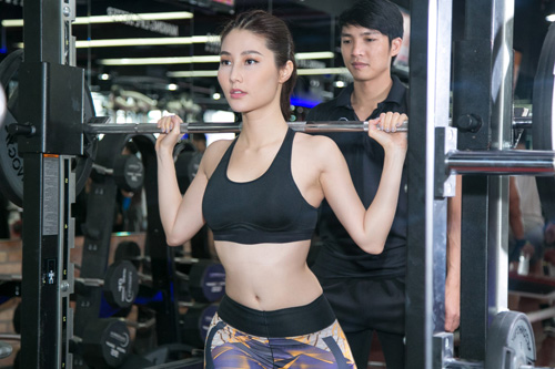 Bất ngờ với hình thể đời thực của Diễm My 9X - 3