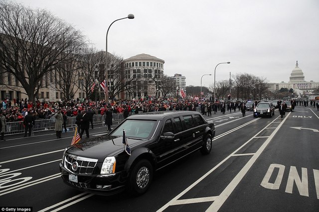 Khám phá siêu xe “Quái vật” đời mới của Tổng thống Trump - 2