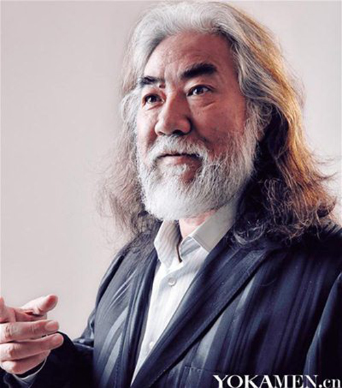 Không ngờ ông trùm phim kiếm hiệp từng là thợ mỏ - 1