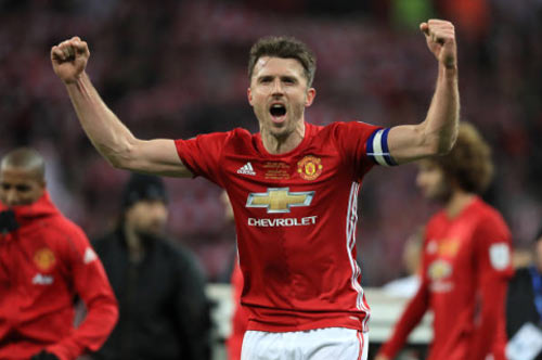 Chuyển nhượng MU: “Tiền tấn” mua 2 SAO Real Madrid - 2