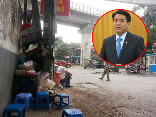 “Đòi” lại vỉa hè: Chủ tịch HN trăn trở lo việc cho hộ bán trà đá - 1