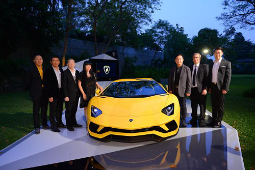 Lamborghini Aventador S giá 25 tỷ đồng ra mắt Thái Lan - 1