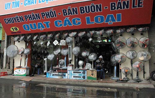 14 đối tượng chiếm vỉa hè bị Chủ tịch Chung “điểm mặt” - 4