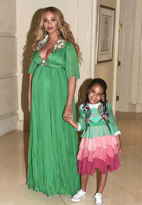 &#34;Phát hờn&#34; chiếc váy thiếu nhi 600 triệu của ái nữ Beyonce - 1
