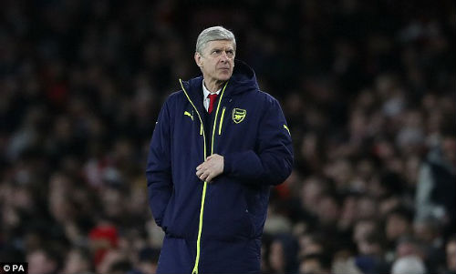 Arsenal: Báo chí Anh &#34;vùi dập&#34; Wenger, kêu gọi từ chức - 6