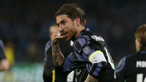 Real: Ramos ăn mừng kiểu &#34;gọi điện&#34;, &#34;đá xoáy&#34; Messi - 1