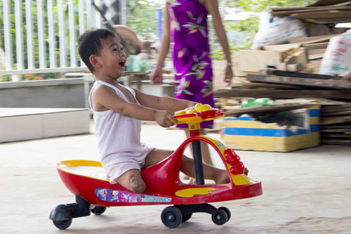 8/3, gặp lại ‘soái ca’ văng ra khỏi bụng mẹ - 3