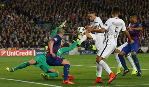 Nghẹt thở: &#34;Cơn điên&#34; của Barca, bi kịch số 1 PSG - 4