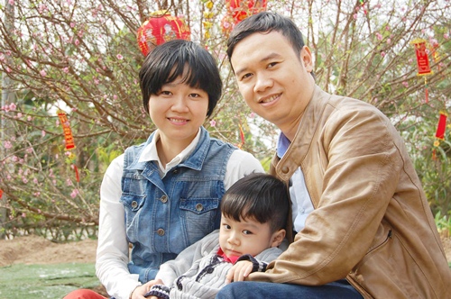 "Soái ca" 6 tuổi vào bếp nấu cơm tặng mẹ hút nghìn like - 7