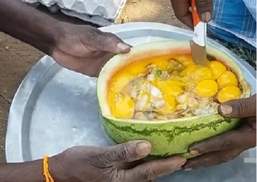 Đứng hình trước món “dưa hấu om trứng” của chồng - 5