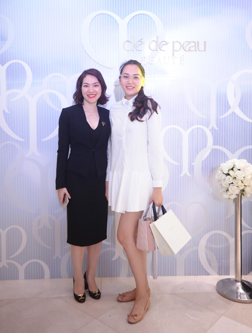 Clé De Peau Beauté Tràng Tiền Plaza – Cửa hàng đẳng cấp ánh sáng - 2
