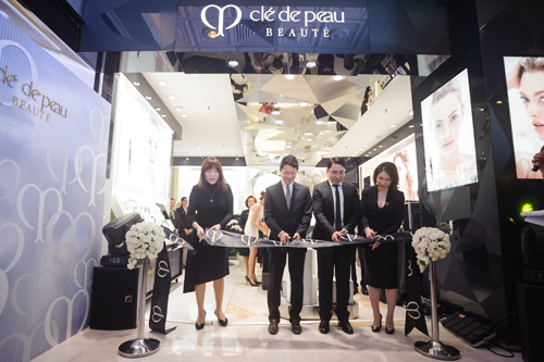 Clé De Peau Beauté Tràng Tiền Plaza – Cửa hàng đẳng cấp ánh sáng - 4