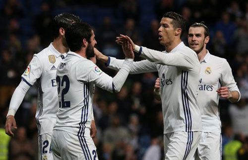 Real Madrid – Betis: “Bộ mặt thật” của Ronaldo - 2