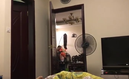 "Đột nhập" phòng ngủ của vợ chồng Tuấn Hưng - 6