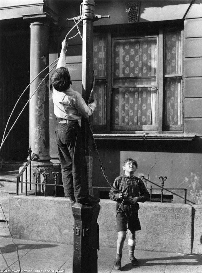 Ảnh hiếm về cuộc sống London những năm 1950 - 9
