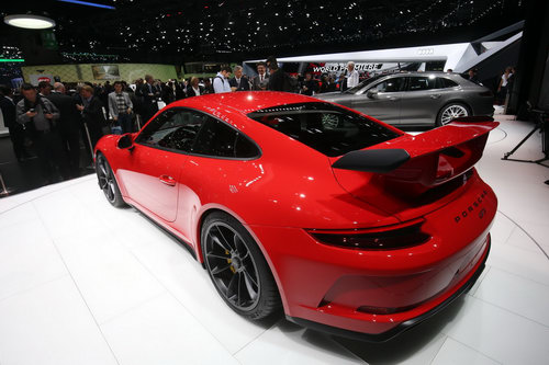 Porsche 911 gt3 2018 chốt giá 33 tỷ đồng
