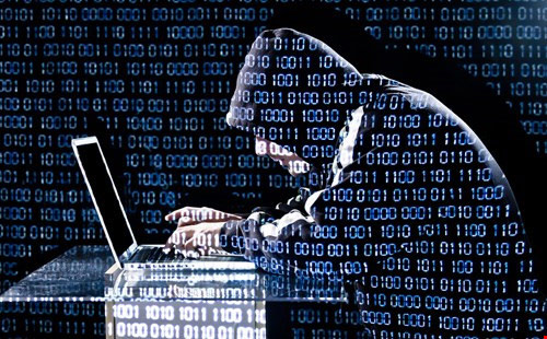 Hacker 15 tuổi tấn công mạng sân bay bỏ học từ 2016 - 1