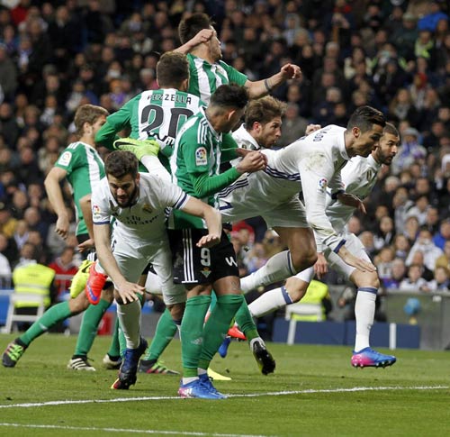 Góc chiến thuật Real Madrid – Betis: “Đặc sản” nước Anh - 1