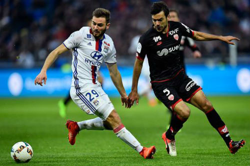 Chuyển nhượng MU: Mourinho mơ có cả Ozil và Sanchez - 2