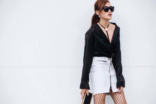 Các cô gái Việt mê mệt tất lưới để đôi chân thêm sexy - 7