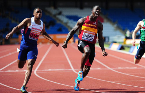 Ngã ngửa: Siêu VĐV chạy nhanh hơn cả ngựa "chiến" - 5