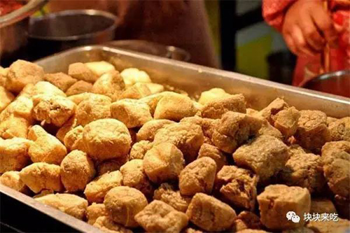 Bỏ túi ngay 10 khu phố tràn ngập đồ ăn ngon ở TQ - 4